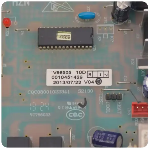 Placa de control de la unidad exterior del aire acondicionado central Haier 0010451429