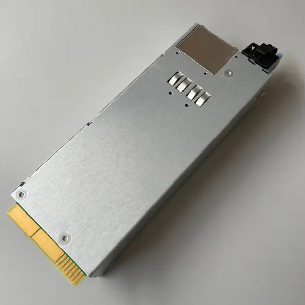 Fuente de alimentación Acbel R1CA2551B