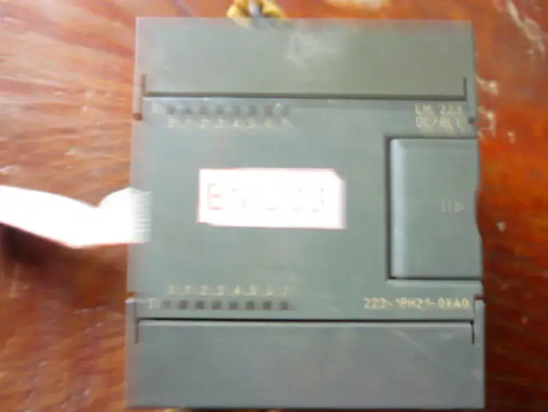 PLC Siemens EM223 6ES7 223-1PH21-0XA0