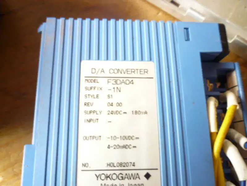 PLC Yokogawa F3DA04-1N