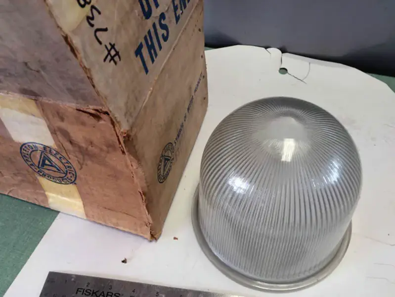 GLOBO APPLETON CLARO PRISMÁTICO 200-300W