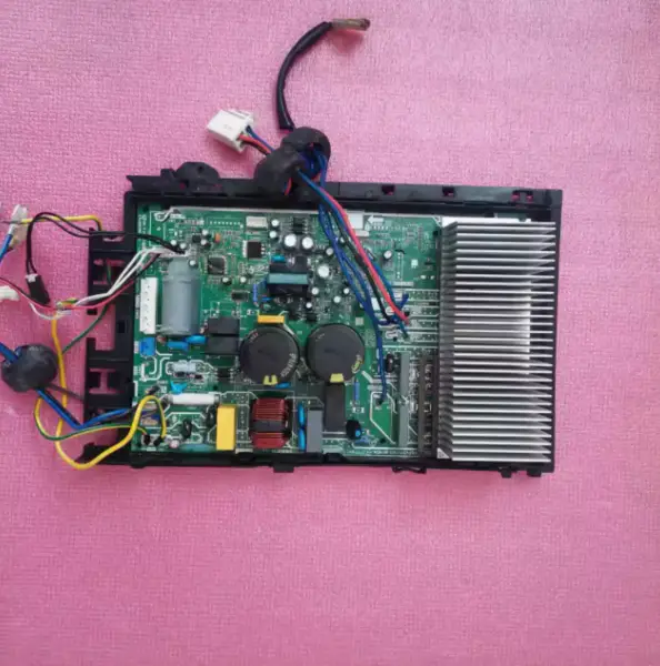 Tarjeta de control del aire acondicionado Midea KFR-35W/BP-(311-1502-0515DK-YH).D.13.WP2-1 PCB 17122000002734