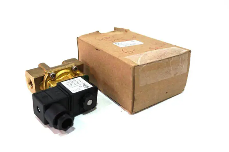 AUTOMATIZACIÓN DIRECTA DVD-2AC2A-120A