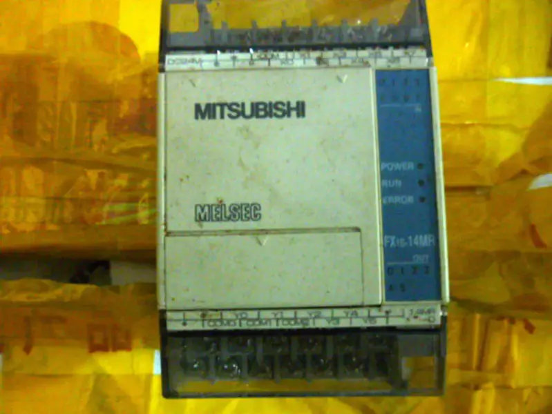PLC Mitsubishi FX1S-14MR-D