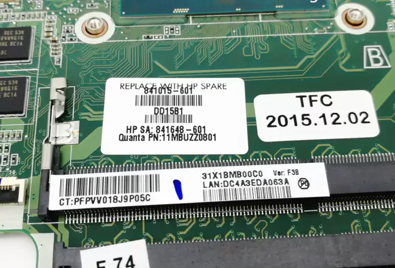 HP 841015-601 841015-001 841015-501 DAX1BMB1AF0 con placa base SR2EZ I7-6500U