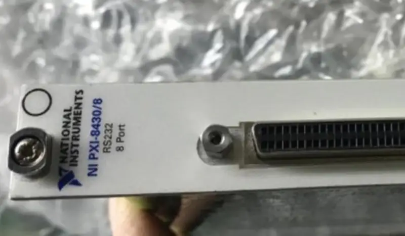 NI PXI-8430 Tarjeta Serie 2/4/8/16 RS232 para Comunicación de Alta Velocidad