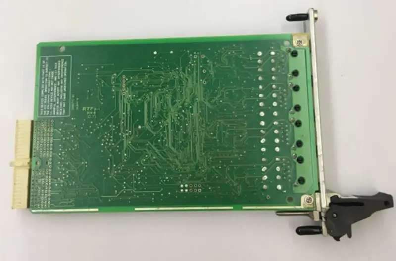 NI PXI-8430 Tarjeta Serie 2/4/8/16 RS232 para Comunicación de Alta Velocidad
