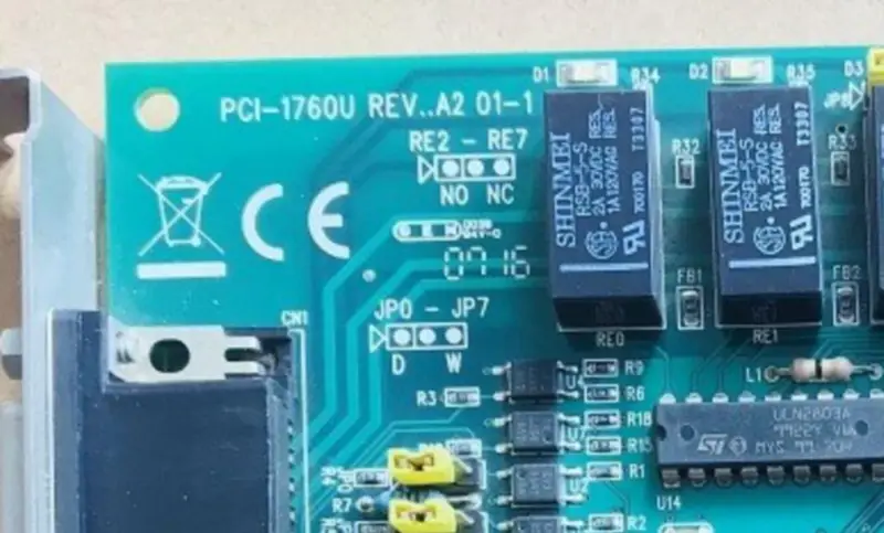 Advantech PCI-1760U REV.B1 A1 A2 Relé de 8 canales y entrada digital aislada de 8 canales Tarjeta PCI universal