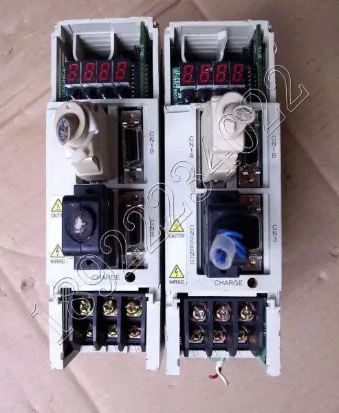 Controlador MITSUBISHI MR-J2-10A 100W