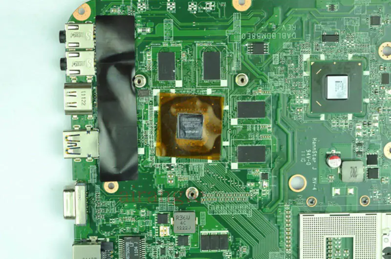 Placa base Toshiba A000079330