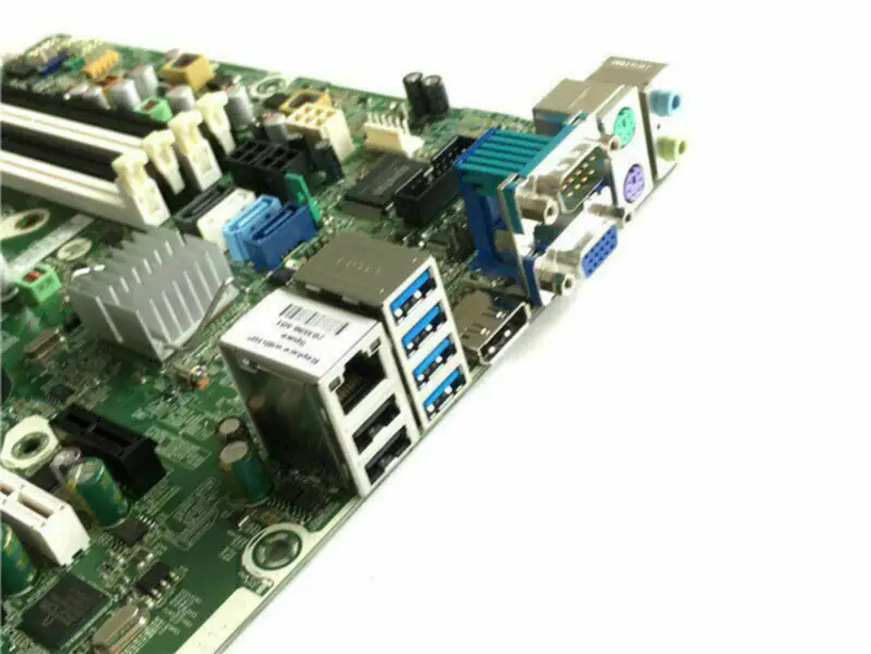 Placa base HP 676196-001 Pro 6305 SFF 75 DDR3 FM2