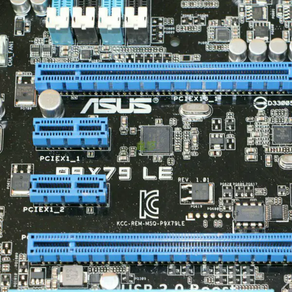Placa base Asus P9X79LE