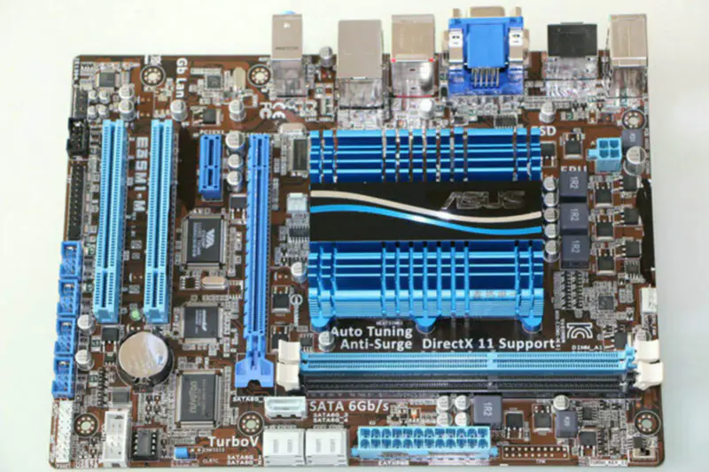 Placa base Asus E35M1-M