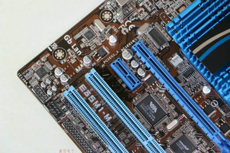 Placa base Asus E35M1-M