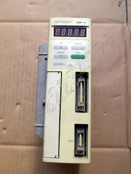 Controlador MITSUBISHI MR-J20A 200W