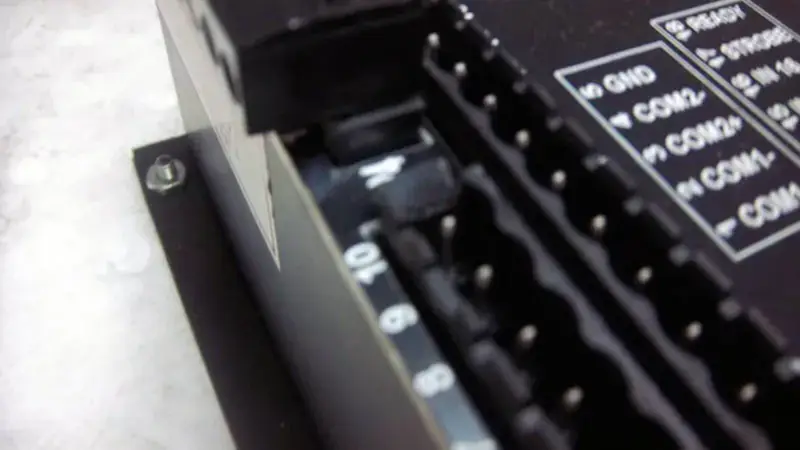 SCC CONTROLES ESTÁTICOS 1080P404128CFN