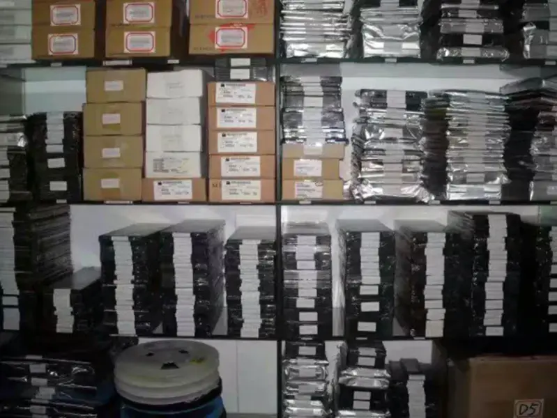 TI ADC12DL3200ACF