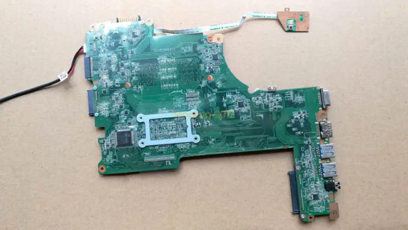 Placa base Toshiba A000301100