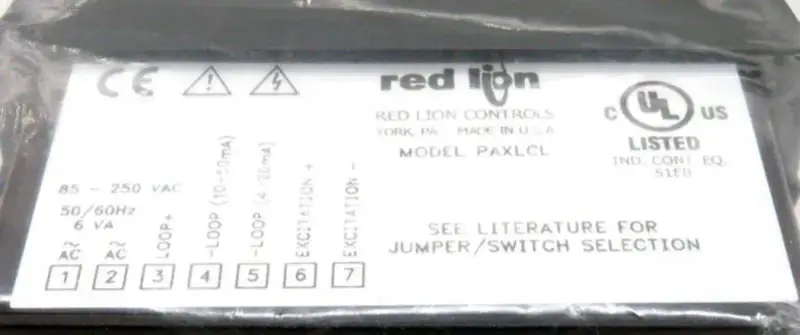 LEÓN ROJO PAXLCL00