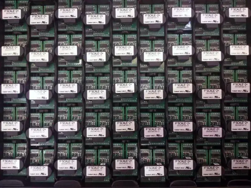 ESCALA /PI 2SC0108T2G0-17