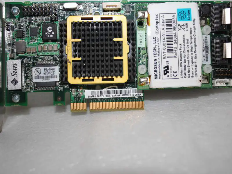 SUN 375-3536 Tarjeta de matriz RAID PCI-E SAS con batería