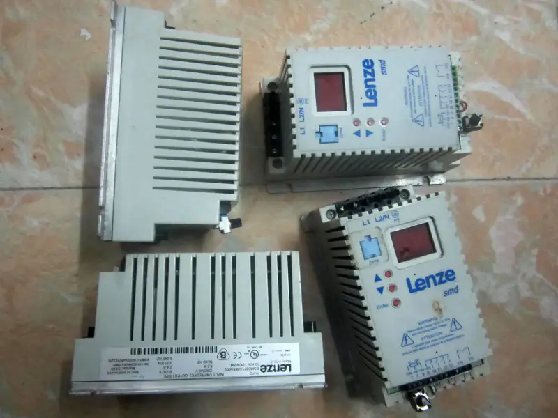 Convertidor de frecuencia Lenze ESMD371X2SFA