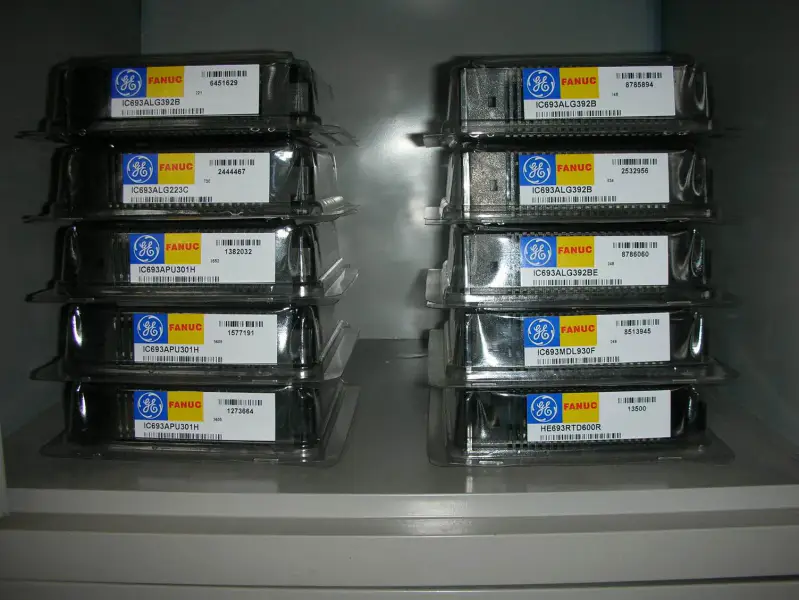 Módulo GE FANUC IC693MDL240