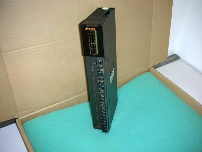 PLC Mitsubishi AY80EP