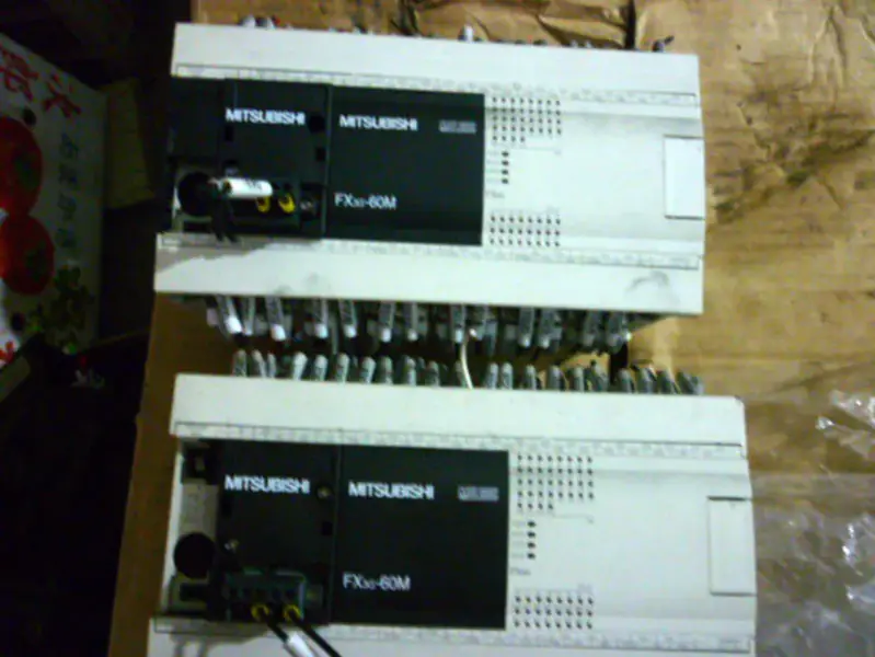 PLC Mitsubishi FX3G-60MR/ES-A