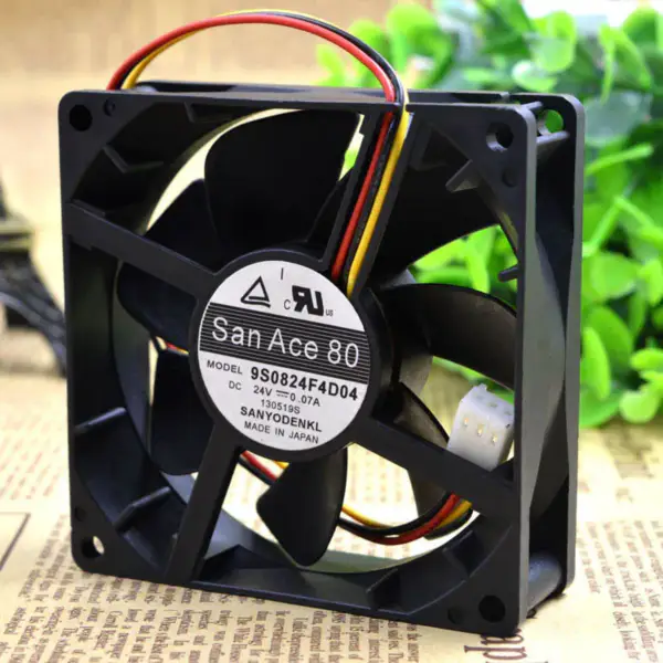 Ventilador Sanyo 9S0824F4D04 8025 24V 0,07A 3 hilos 8CM