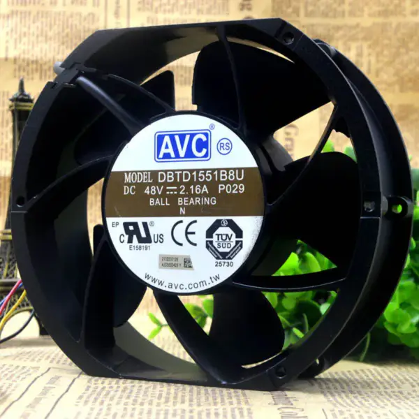 AVC DBTD1551B8U Ventilador pwm 48V 2,16A 4 hilos