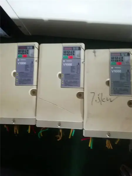 YASKAWA serie V1000 CIMR-VB4A0018FBA 5,5KW 380V