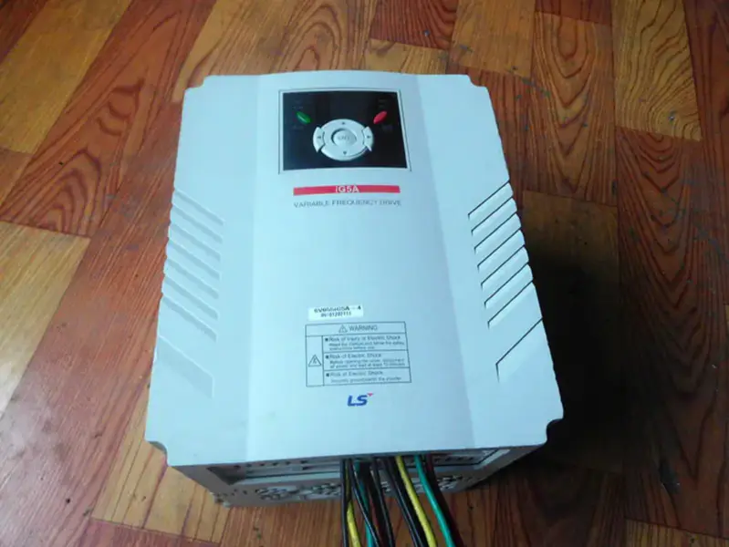 Inversor LS SV055IG5A-4