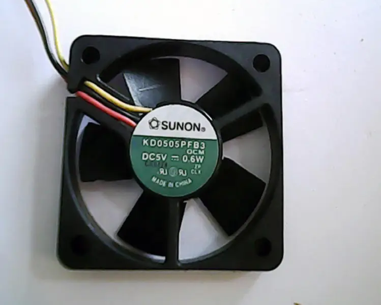 Taiwan SUNON 5010 5V 0.6W Ventilador de 3 hilos con rodamiento de bolas KD0505PFB3