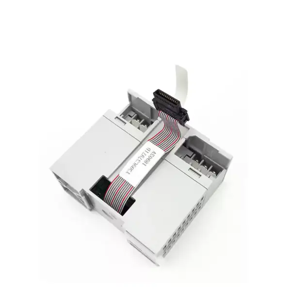 Mitsubishi MELSEC IQ-F PLC FX5 Módulo de entrada de extensión FX5-8EX/ES