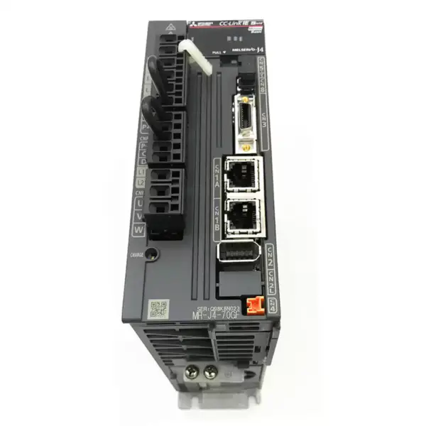 Servocontrolador Mitsubishi MR-J4 MR-J4-70GF