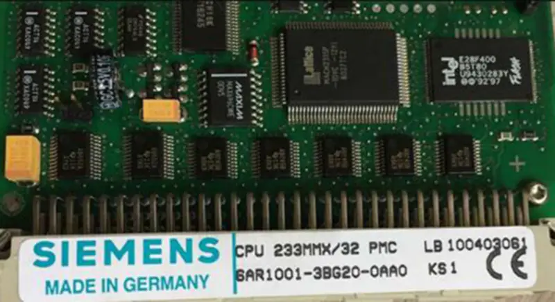 SIEMENS CPU 233MMX 32 PMC 6AR1001-3BG20-0AA0 Placa base para equipos industriales