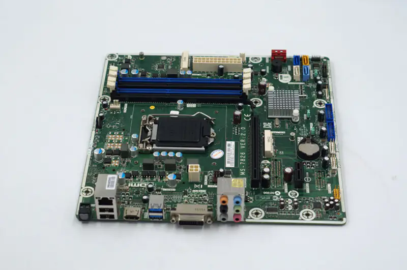 Placa base HP 810-460 MS-7826 V2.0 784740-001 784740-501 784740-601