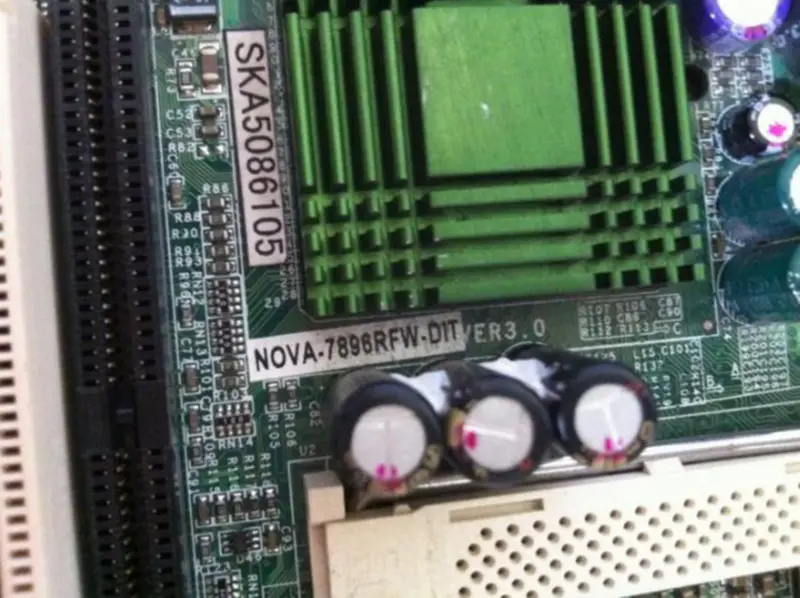 NOVA-7896RFW-DIT Placa base para equipos industriales