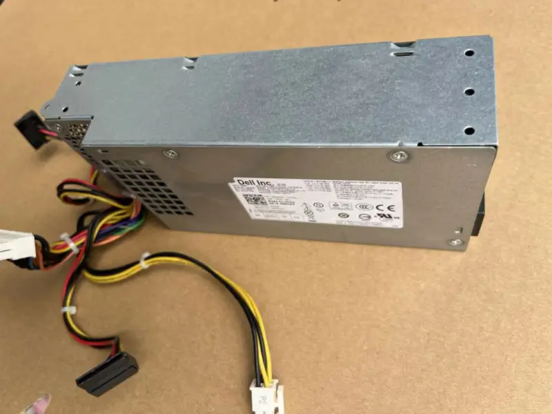 Fuente de alimentación Dell DPS-220UB A L220AS-00