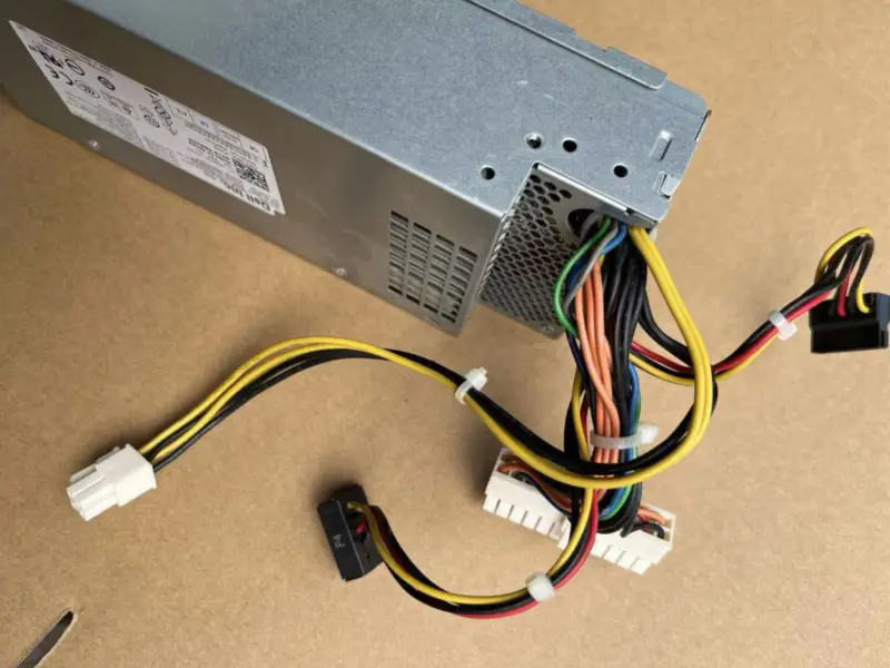Fuente de alimentación Dell DPS-220UB A L220AS-00