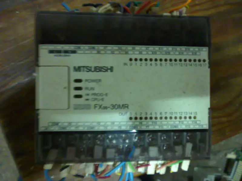 PLC Mitsubishi FX0S-30MR