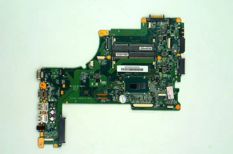 Placa base Toshiba L55-B5237 DA0BLIMB6F0