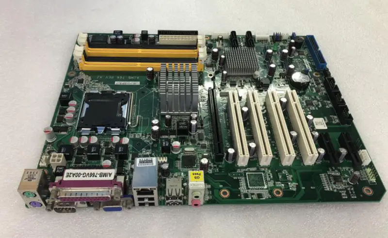 Advantech AIMB-766 REV.A2 AIMB-766VG-00A2E 08GSAQ35001107 placa base