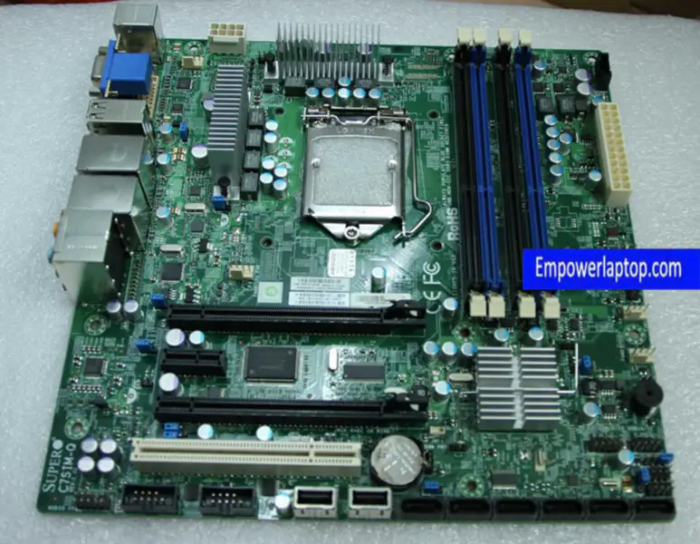 SuperMicro C7SIM-Q Placa base de servidor de 1156 patillas Doble NIC compatible con CPU Xeon I3 I5 I7