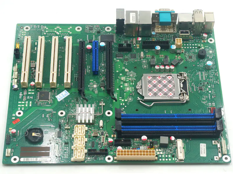 Fujitsu Siemens D3236-S13 GS3 W26361-W3352-X-04 Placa base