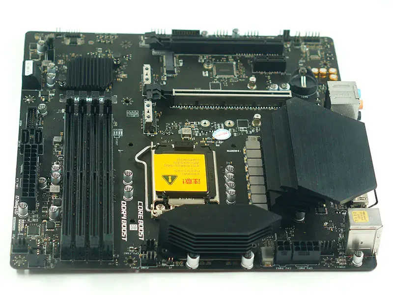 Placa base MSI Z490M-S01