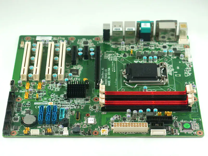Placa base Advantech AIMB-784G2-00A1E
