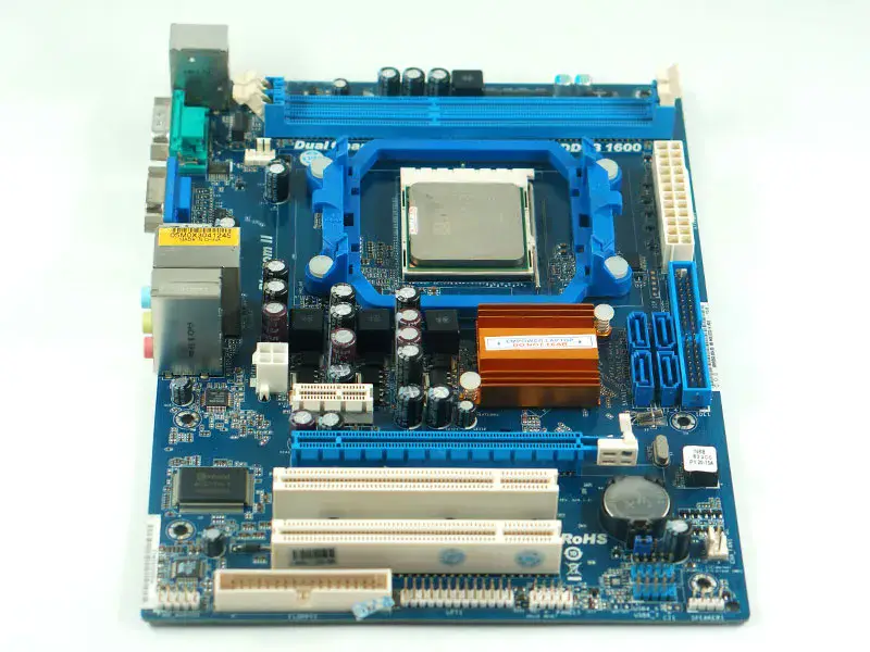 Placa base Asrock AM3 integrada pequeña N68-S3 UCC