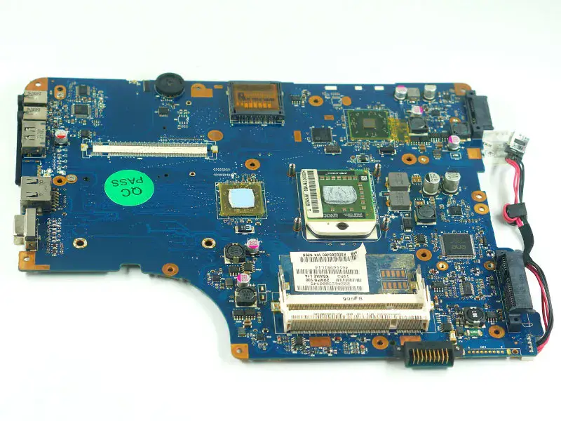 Toshiba Satellite 17'' L500D L505D NSWAE LA-5332P K000093250 Placa base